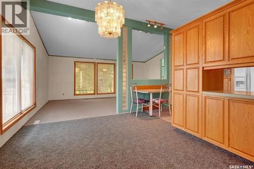 1055 7Th Avenue Sw, Moose Jaw, SK - Indoor Photo Showing Other Room
