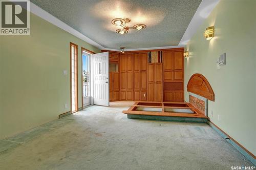 1055 7Th Avenue Sw, Moose Jaw, SK - Indoor Photo Showing Other Room