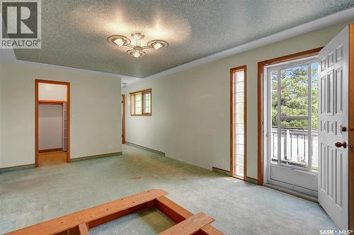 1055 7Th Avenue Sw, Moose Jaw, SK - Indoor Photo Showing Other Room