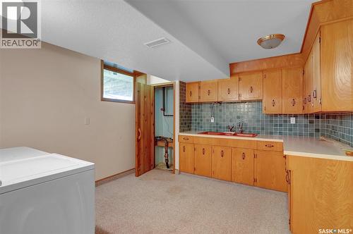 1055 7Th Avenue Sw, Moose Jaw, SK - Indoor