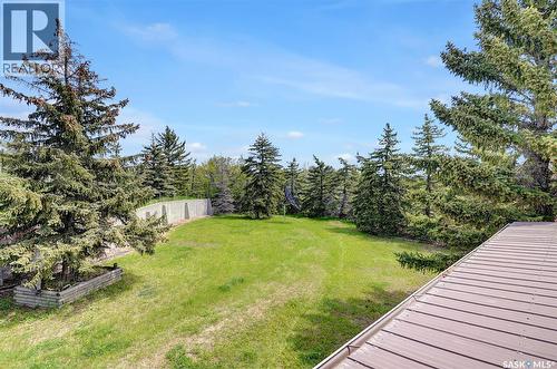 1055 7Th Avenue Sw, Moose Jaw, SK - Outdoor