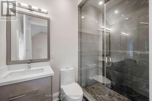 106 Allingham Gardens, Toronto, ON - Indoor Photo Showing Bathroom