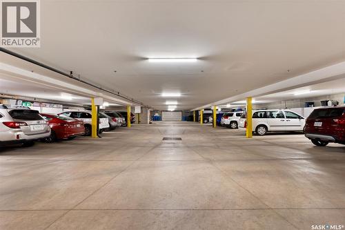 211 2885 Arens Road E, Regina, SK - Indoor Photo Showing Garage