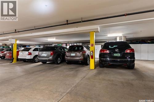 211 2885 Arens Road E, Regina, SK - Indoor Photo Showing Garage