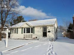 246 Lake ST  Sault Ste. Marie, ON P6A 4B1