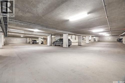 607 2055 Rose Street, Regina, SK - Indoor Photo Showing Garage