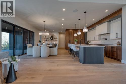 188 Wildsong Crescent, Vernon, BC - Indoor Photo Showing Kitchen With Upgraded Kitchen