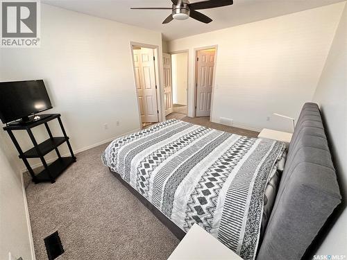 19 2751 Windsor Park Road, Regina, SK - Indoor Photo Showing Bedroom