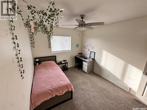 19 2751 Windsor Park Road, Regina, SK - Indoor Photo Showing Bedroom