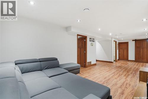 249 Pasqua Street N, Regina, SK - Indoor