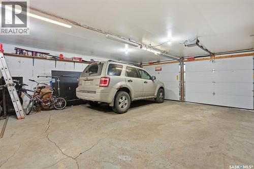 249 Pasqua Street N, Regina, SK - Indoor Photo Showing Garage