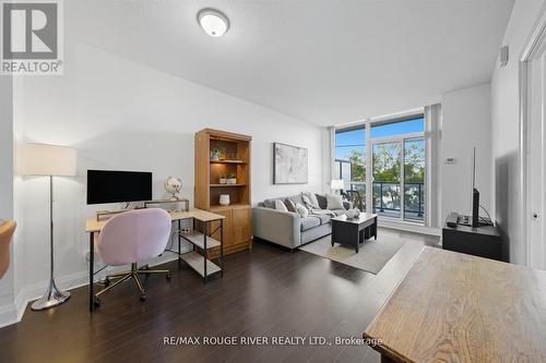 Combined Living room/ dining area - 213 - 1185 The Queensway Avenue, Toronto, ON - Indoor