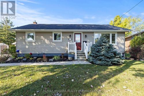 61 CORONATION ROAD W  Port Colborne (Main Street), ON L3K 3Z5