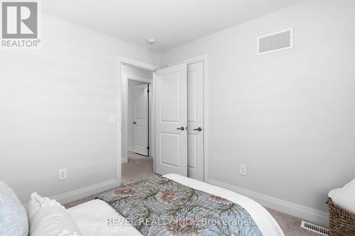 13 Corley Street, Kawartha Lakes (Lindsay), ON - Indoor Photo Showing Bedroom