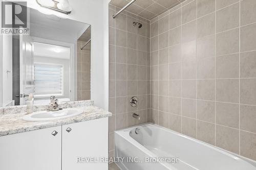 13 Corley Street, Kawartha Lakes (Lindsay), ON - Indoor Photo Showing Bathroom