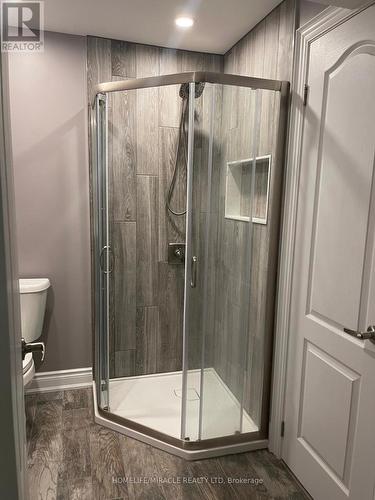 5607 Tenth Line, Erin, ON - Indoor Photo Showing Bathroom