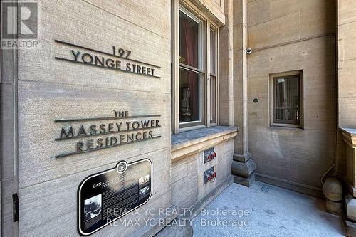 5104 - 197 Yonge Street, Toronto, ON -  Photo Showing Other Room With Fireplace