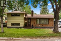 1536 Uhrich AVENUE  Regina, SK S4S 4R5