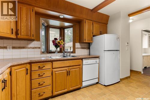 1536 Uhrich Avenue, Regina, SK - Indoor Photo Showing Kitchen With Double Sink