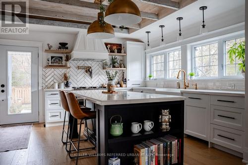 93 Concession Street, Newmarket, ON - Indoor