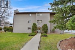 205 51 Wood Lily DRIVE  Moose Jaw, SK S6J 1H1