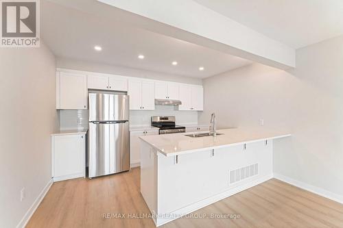 757 Kinstead Private, Ottawa, ON - Indoor Photo Showing Kitchen With Stainless Steel Kitchen With Double Sink