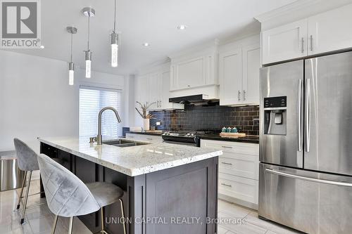 168 Kingsbridge Garden Circle, Mississauga, ON - Indoor Photo Showing Kitchen With Upgraded Kitchen