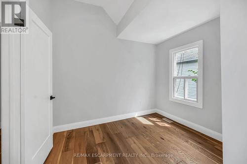 193 Glendale Avenue N, Hamilton, ON - Indoor Photo Showing Other Room