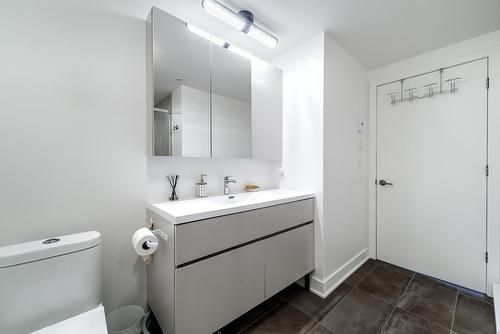 Salle de bains - 210-271 Av. De L'Académie, Dorval, QC - Indoor Photo Showing Bathroom