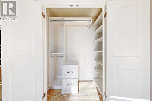 403 - 180 John West Way, Aurora, ON - 