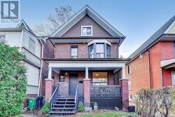 MAIN - 71 VERNON STREET  Toronto, ON M6P 1S9