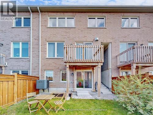 66 Drizzel Crescent, Richmond Hill, ON - Outdoor