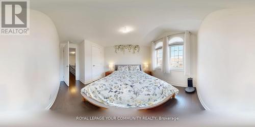 66 Drizzel Crescent, Richmond Hill, ON - Indoor Photo Showing Bedroom