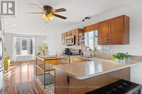 189 Nicholas Street, Quinte West (Murray Ward), ON - Indoor Photo Showing Kitchen With Double Sink