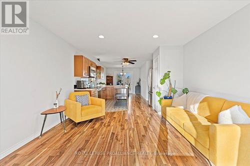 189 Nicholas Street, Quinte West (Murray Ward), ON - Indoor Photo Showing Living Room