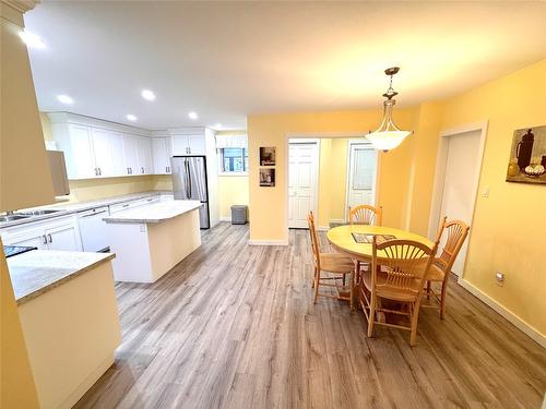 1161 4Th Avenue, Fernie, BC - Indoor