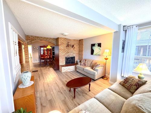 1161 4Th Avenue, Fernie, BC - Indoor Photo Showing Living Room With Fireplace