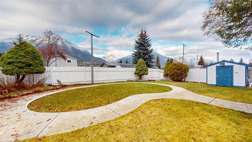 1161 4Th Avenue, Fernie, BC - Outdoor