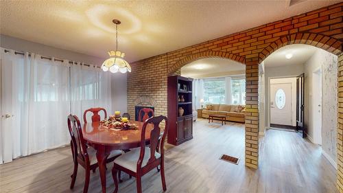 1161 4Th Avenue, Fernie, BC - Indoor Photo Showing Dining Room