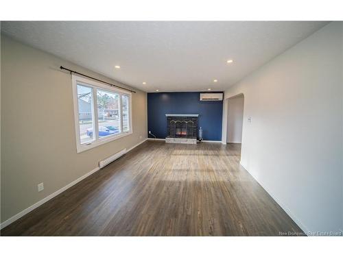 101 Sunset Dr, Fredericton, NB 