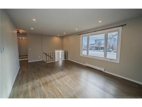 101 Sunset Dr, Fredericton, NB 