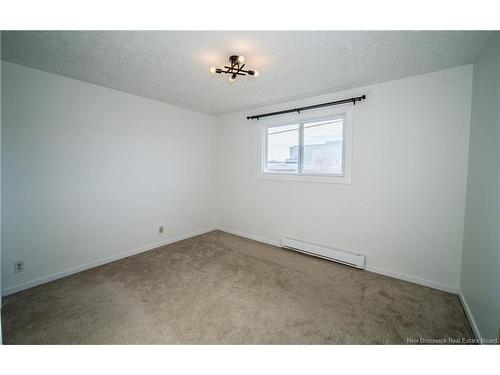 101 Sunset Dr, Fredericton, NB 