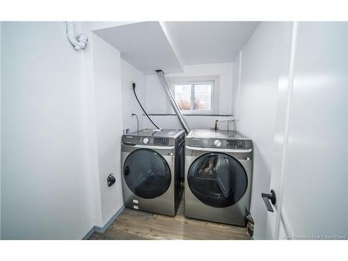 101 Sunset Dr, Fredericton, NB 