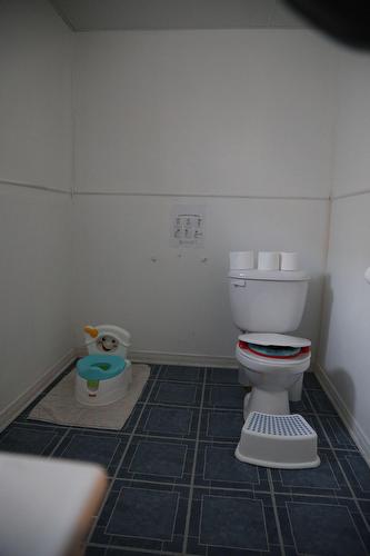 Powder room - 3468 Ch. De La Rivière-Cachée, Boisbriand, QC - Indoor Photo Showing Bathroom