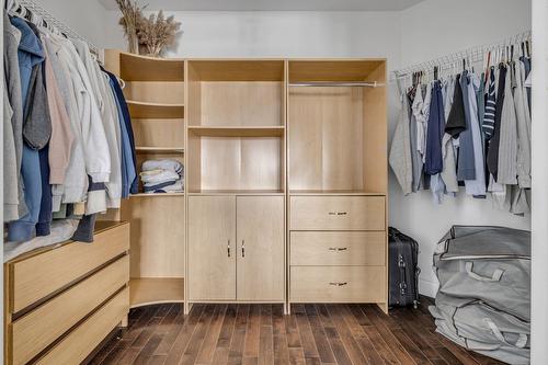 Penderie (Walk-in) - 344  - 346 Rue De La Licorne, Québec (Beauport), QC - Indoor With Storage