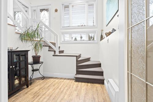 Staircase - 3251 Boul. Roland-Therrien, Longueuil (Le Vieux-Longueuil), QC - Indoor Photo Showing Other Room