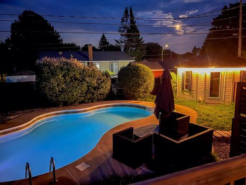 Piscine - 27 Av. Hamford, Lachute, QC - Outdoor With In Ground Pool