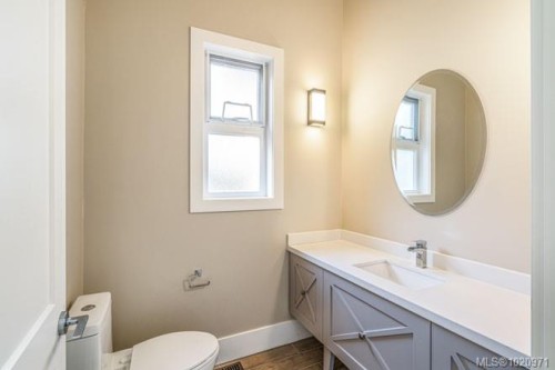 4648 Sheridan Ridge Rd, Nanaimo, BC 