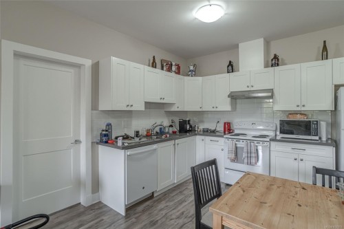 4648 Sheridan Ridge Rd, Nanaimo, BC 