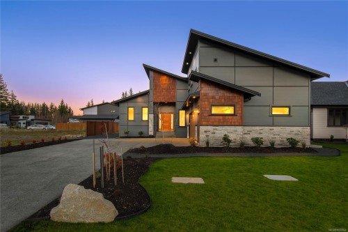 778 Sitka St, Campbell River, BC 